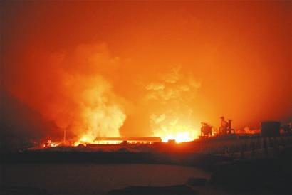 图文:吉林一化工厂发生爆炸
