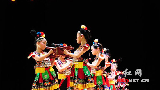 少儿舞蹈《排排坐》登上第九届全国艺术节决赛