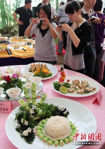 四川长宁竹荪在国际食用菌烹饪大赛获3金1银