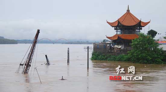 强降雨导致桃源县44.7万人受灾 8.7万人被转移