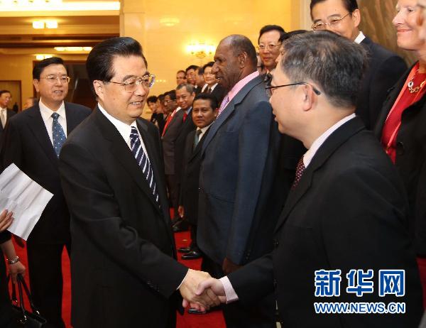 国家主席胡锦涛就人力资源问题提出四点 建议
