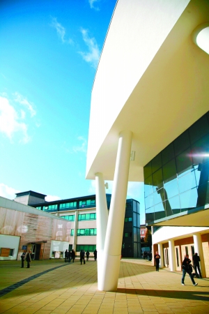 ���ʻ�ս����ͺô�ѧ