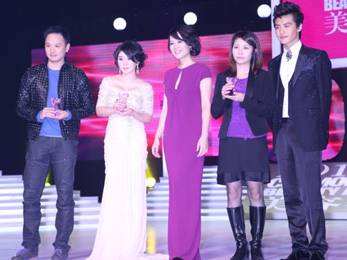 摩登国际获2010时尚COSMO美容盛典中国最佳
