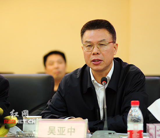 湖南省交通运输厅督战长湘高速建设(组图)