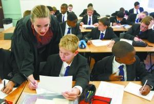 Ӣ����Ա���ʦ����Сѧ�������ݳ�����ִ