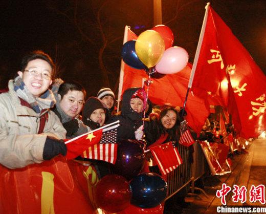 ֥�Ӹ�3000���Ȼ���ð�Ϻ��е���ӭ��������ϯ