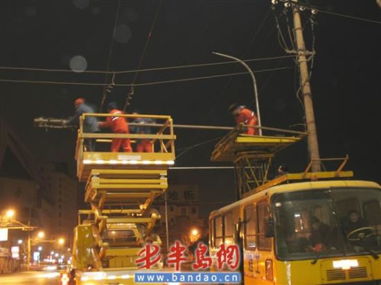 19�յ糵����·�ĵ���ʻ2·5·�糵��·����