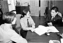 �������µı��󡰲Ƹ���