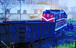 ���˻𳵲����ѹ�