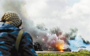 ��Ӣ����ը������