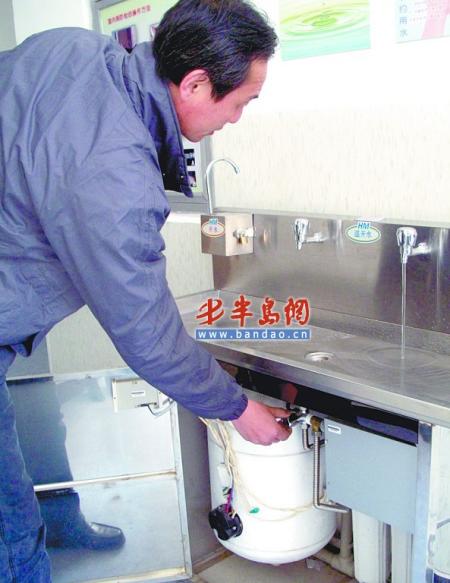 �ൺ����ѧУ��ˮ����ζ?����ѧ���Դ���ˮ