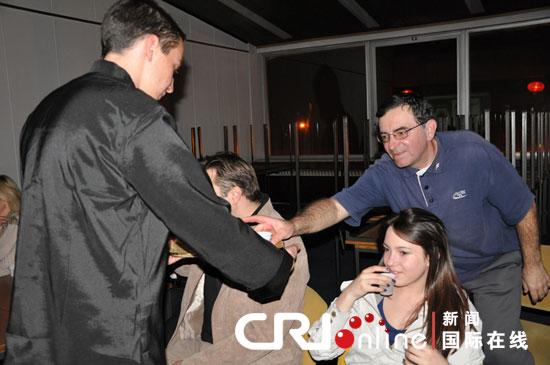 �й����ʹ㲥��̨���ھ��ֲ��ٰ��й����Ļ�����