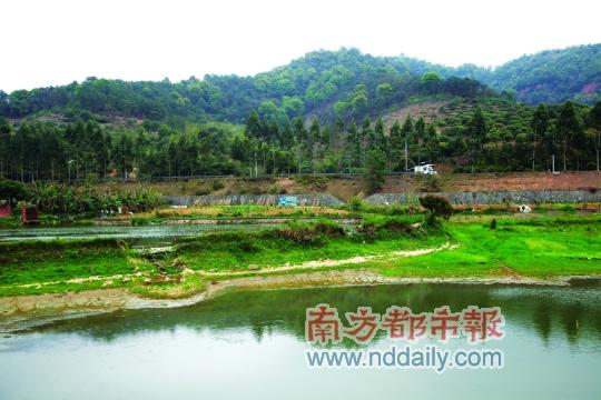 �������ģ������ĵ�ɽׯ���桰��Խ��