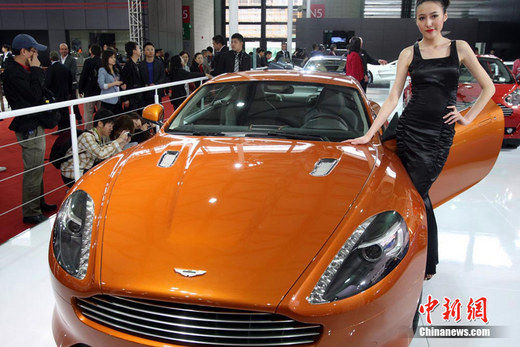 外报:高价车销量跃升 中国有钱人到底追求什么
