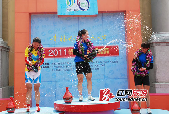 2011环湘江自行车赛接近尾声 业余组冠军决出
