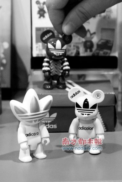 ��۷���ҵ�����ῪĻ