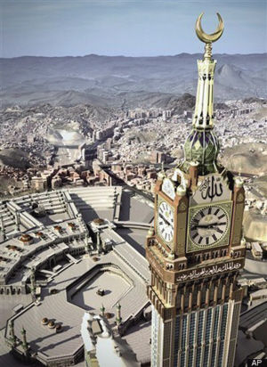 著名的英国伦敦大本钟是机械式塔钟 世界上最