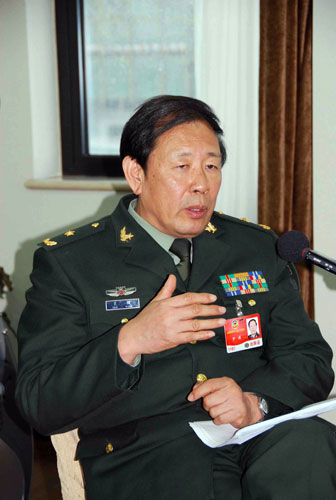 访谈预告:中国航母世人瞩目 罗援少将为您在线解读