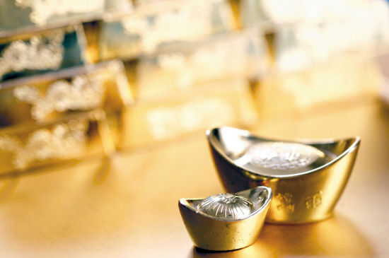 龙年生肖贺岁金条开售 专家称黄金投资仍将升