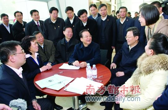 温家宝:金融机构不能把企业当成唐僧肉