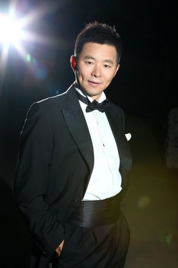 "西部歌王"王宏伟把西北风情带给北美侨胞