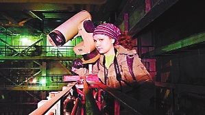 俄少女五次夜闯火箭军工厂
