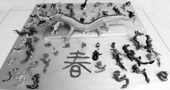 七彩面团捏出“盛世祥龙”