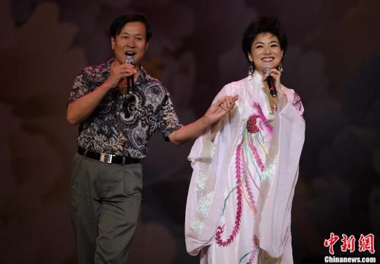 2012年“文化中国·四海同春”洛杉矶首演成功