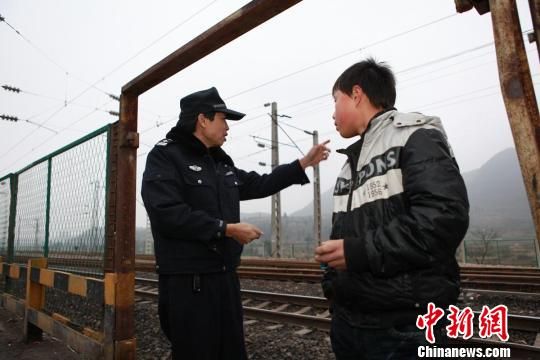 通讯:贵铁民警老秦的龙年春节记忆
