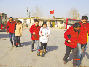 ӭ���˽�ʯ��ׯ9�Թ��������˱�������ϱ����