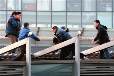 �Ǿ�������