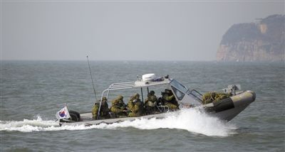 �������ӽ���ʵ����ϰ���ʾ�����������