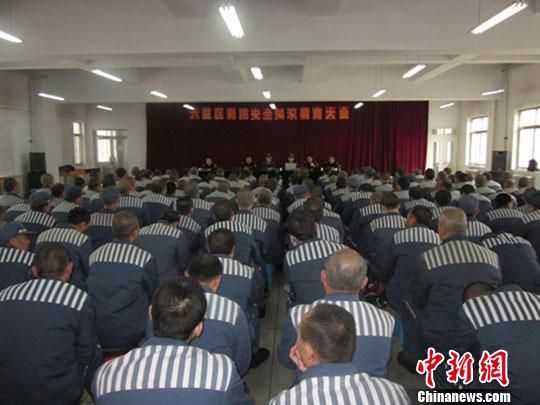 防止监狱失火甘肃天水千名服刑人员接受消防培训