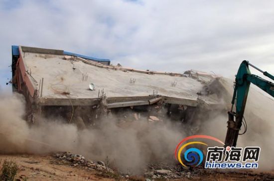 ��������ص���Ŀ�õ�Υ��ǿ����1.5��ƽ��