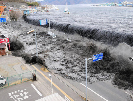 日本地震海啸一周年 478具遇难者遗体仍