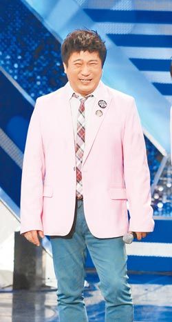 胡瓜力挺“偷腥女婿”强说亲匿举动系擦身而过