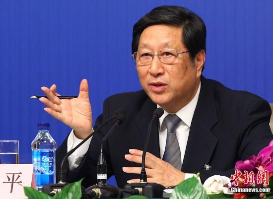 ����۲죺��Ա���������������̬�Ȼ�϶�