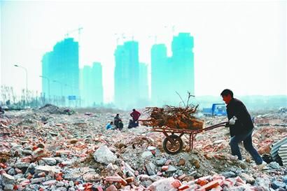 拆迁腾地建北湖