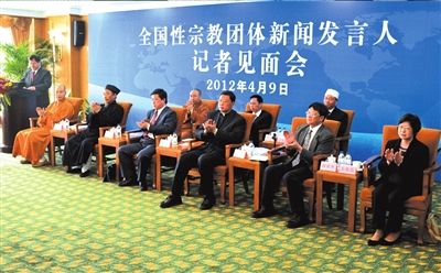 关于人口的新闻_关于人口问题的图片