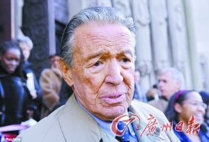 美国传奇记者华莱士曾患抑郁症险自杀