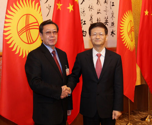 孟建柱会见吉尔吉斯斯坦国防会议秘书