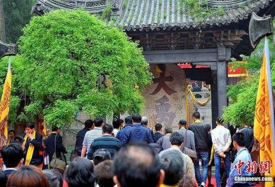 2000���������⻪�˴�����Ѱ������