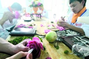 ���ռ��ܴ����ȸߵ�BR/�峴����˿����Ӯ