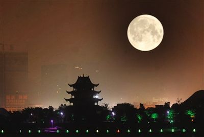 昨晚月亮 今年最大最圆