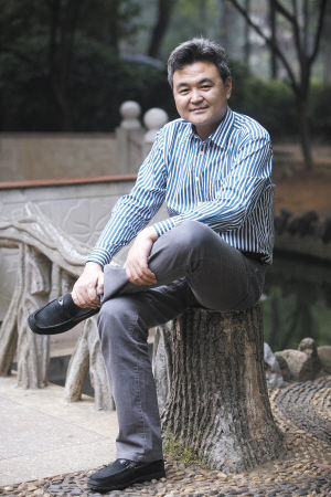 “二号首长”黄晓阳:我要给权力学正名