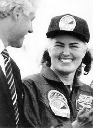 ����λŮ����Ա���������57�������족����