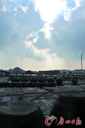 1��Һ̬��������4��������˾��Ա���̾�