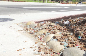 美商务部长华裔聚居区连闯两车祸归咎癫痫引质疑