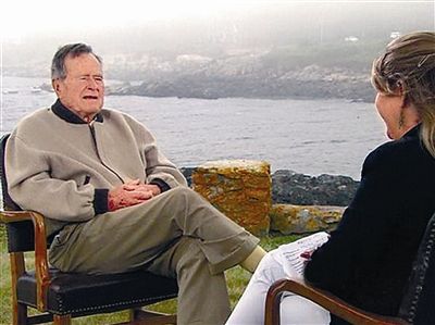 88岁老布什接受孙女专访