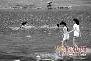 �����������32��